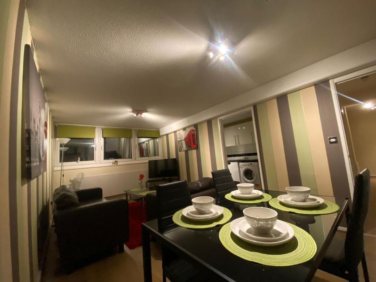 Victoria Centre Apartments In The Victoria Centre Shopping Centre - Nottingham City Centre - 24 Hour Access - Most Central Location, Kitchen - Sunday Check-Out 1Pm - Opposite Hilton By Restaurants & Shops - Outdoor Parking Cars Or Vans Five Pounds A Экстерьер фото