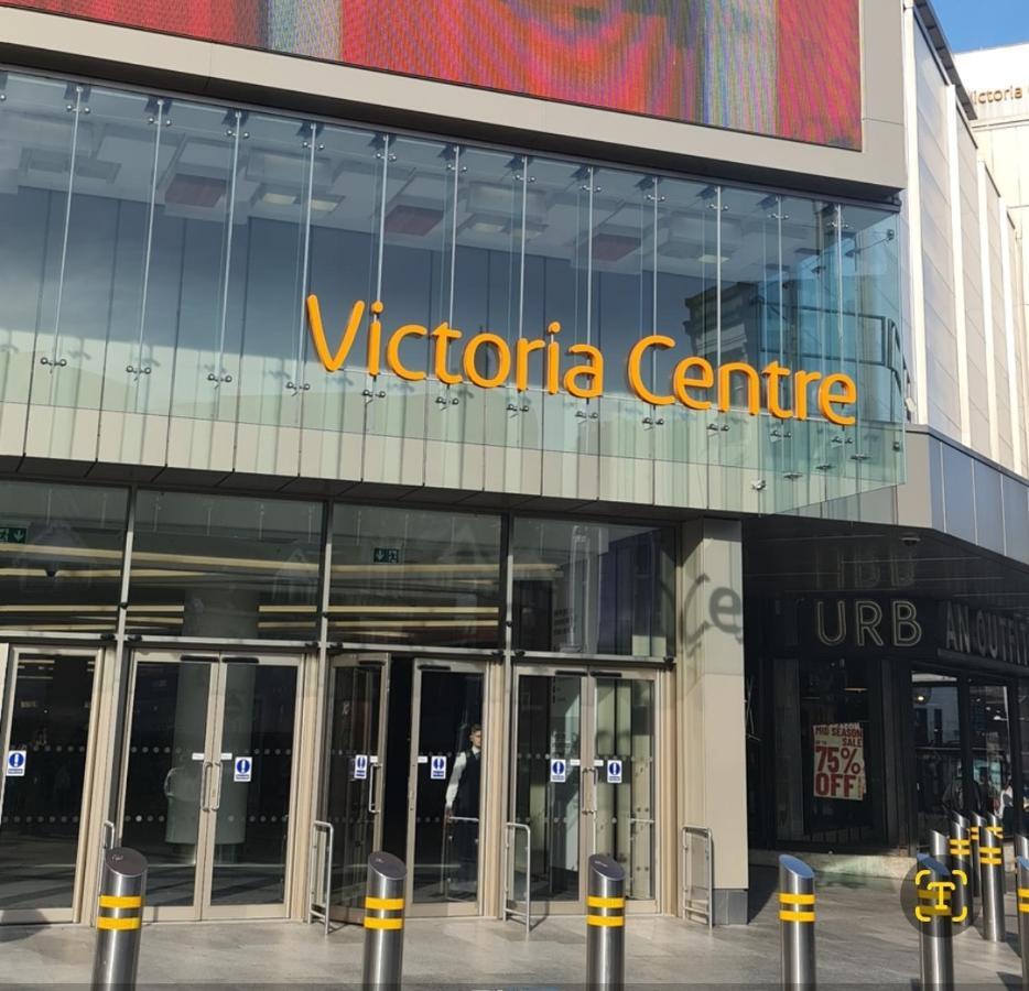 Victoria Centre Apartments In The Victoria Centre Shopping Centre - Nottingham City Centre - 24 Hour Access - Most Central Location, Kitchen - Sunday Check-Out 1Pm - Opposite Hilton By Restaurants & Shops - Outdoor Parking Cars Or Vans Five Pounds A Экстерьер фото