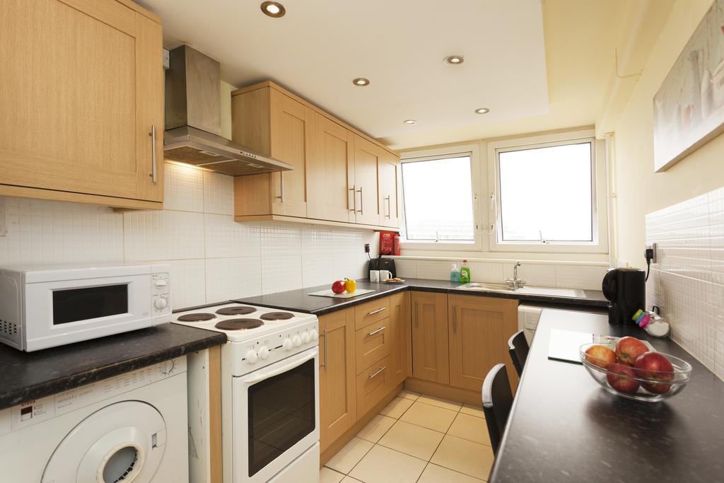 Victoria Centre Apartments In The Victoria Centre Shopping Centre - Nottingham City Centre - 24 Hour Access - Most Central Location, Kitchen - Sunday Check-Out 1Pm - Opposite Hilton By Restaurants & Shops - Outdoor Parking Cars Or Vans Five Pounds A Экстерьер фото