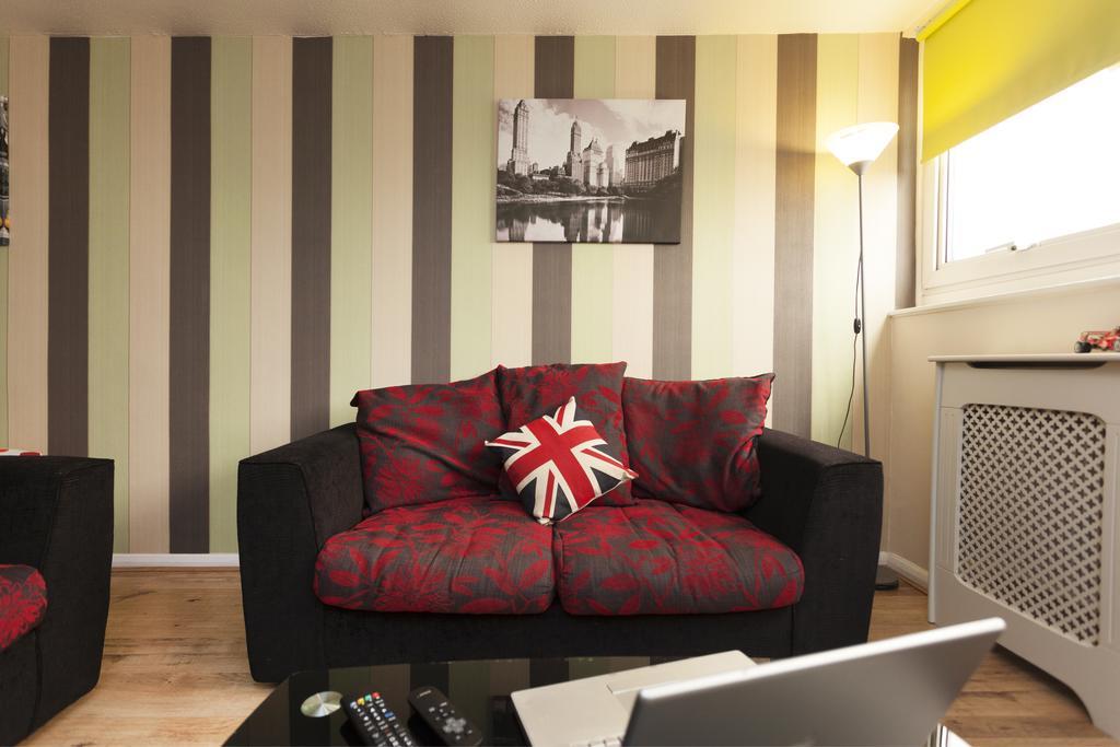 Victoria Centre Apartments In The Victoria Centre Shopping Centre - Nottingham City Centre - 24 Hour Access - Most Central Location, Kitchen - Sunday Check-Out 1Pm - Opposite Hilton By Restaurants & Shops - Outdoor Parking Cars Or Vans Five Pounds A Экстерьер фото