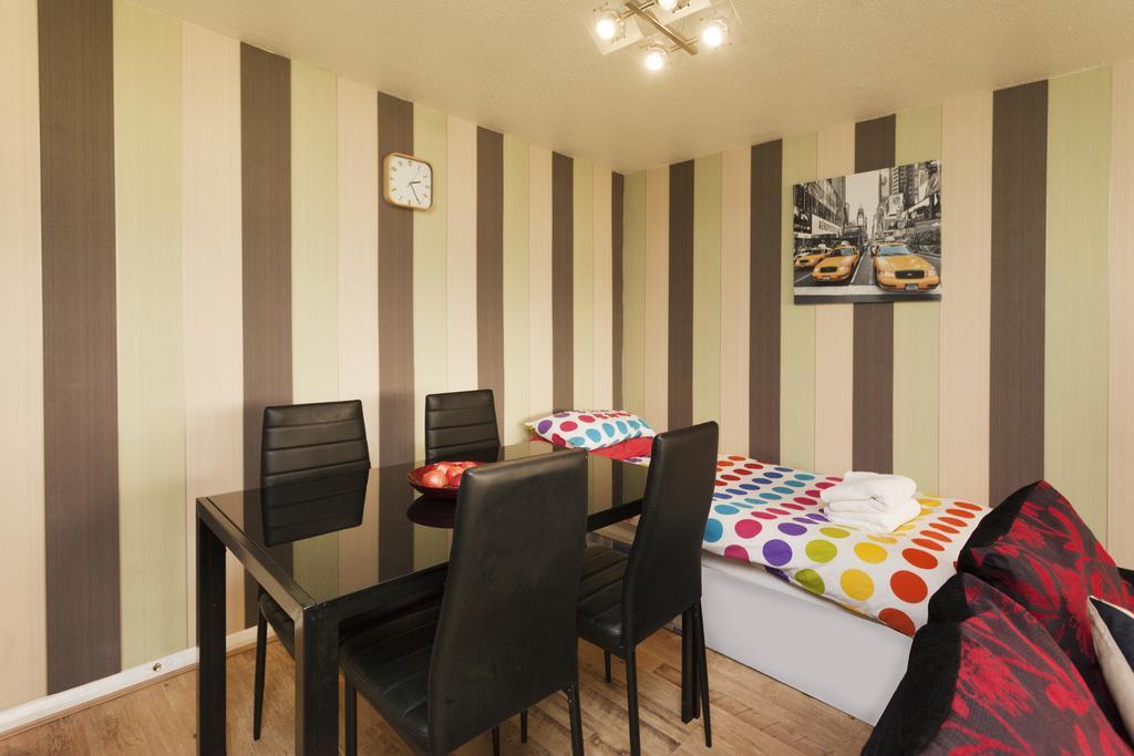 Victoria Centre Apartments In The Victoria Centre Shopping Centre - Nottingham City Centre - 24 Hour Access - Most Central Location, Kitchen - Sunday Check-Out 1Pm - Opposite Hilton By Restaurants & Shops - Outdoor Parking Cars Or Vans Five Pounds A Экстерьер фото