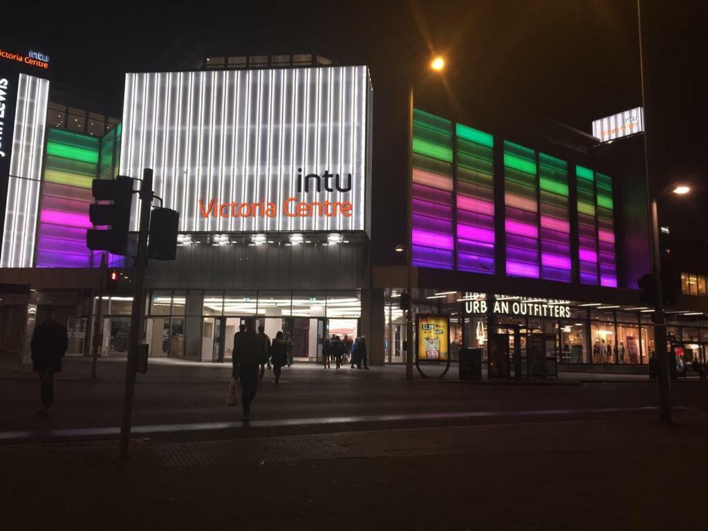 Victoria Centre Apartments In The Victoria Centre Shopping Centre - Nottingham City Centre - 24 Hour Access - Most Central Location, Kitchen - Sunday Check-Out 1Pm - Opposite Hilton By Restaurants & Shops - Outdoor Parking Cars Or Vans Five Pounds A Экстерьер фото