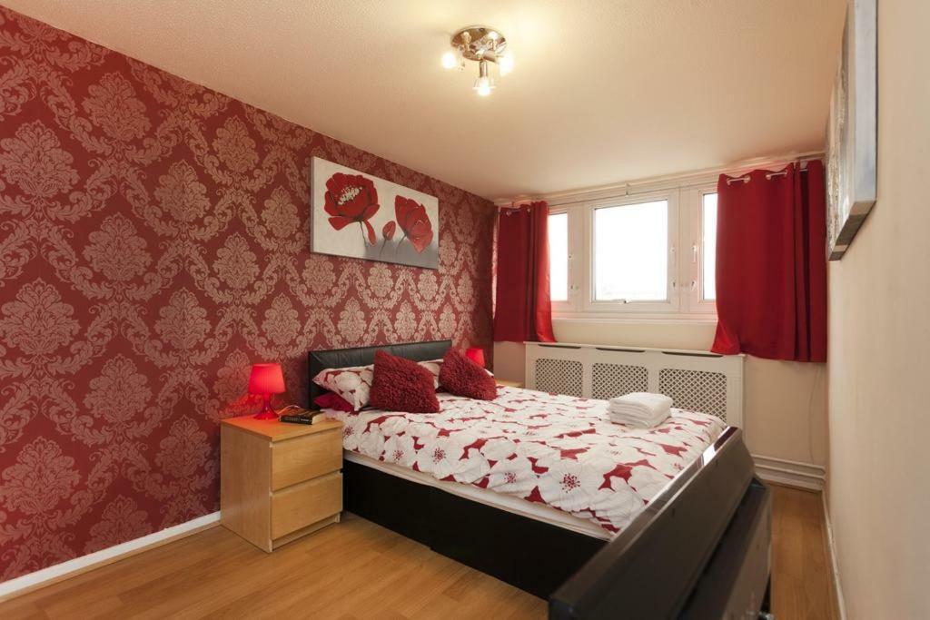 Victoria Centre Apartments In The Victoria Centre Shopping Centre - Nottingham City Centre - 24 Hour Access - Most Central Location, Kitchen - Sunday Check-Out 1Pm - Opposite Hilton By Restaurants & Shops - Outdoor Parking Cars Or Vans Five Pounds A Экстерьер фото
