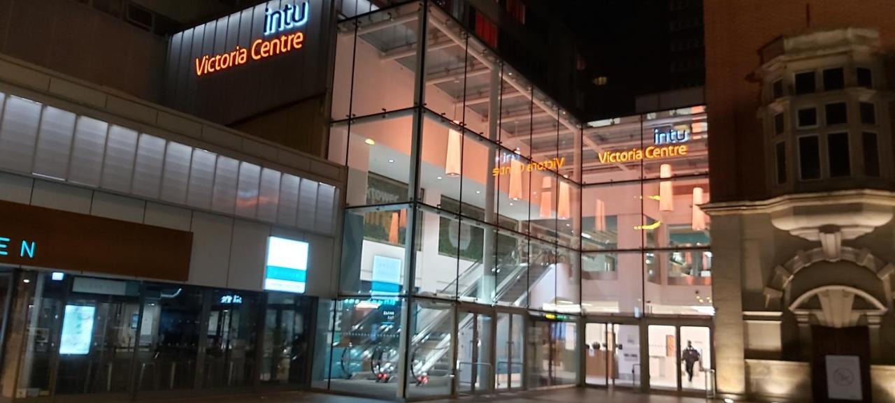 Victoria Centre Apartments In The Victoria Centre Shopping Centre - Nottingham City Centre - 24 Hour Access - Most Central Location, Kitchen - Sunday Check-Out 1Pm - Opposite Hilton By Restaurants & Shops - Outdoor Parking Cars Or Vans Five Pounds A Экстерьер фото